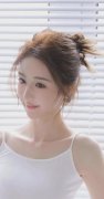<b>美国和两艘军舰过帆海峡并公开炒</b>